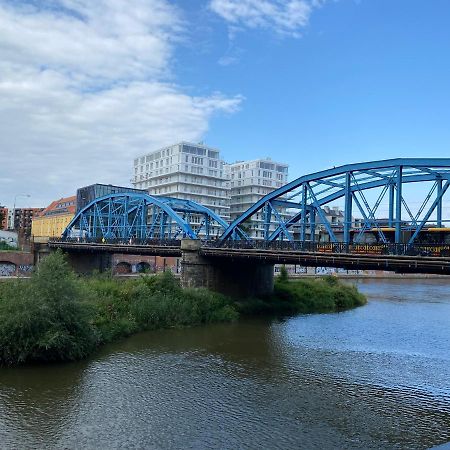 Apartament Bridge Wrocław Buitenkant foto