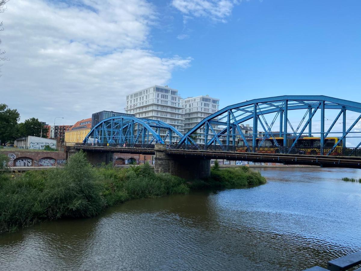 Apartament Bridge Wrocław Buitenkant foto